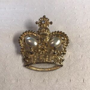 Vintage JESUS Gold Tone Crown Brooch